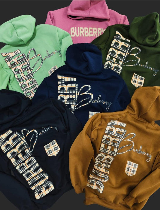 Burberry Signature Oversized Hoodie – Premium Streetwear Edition